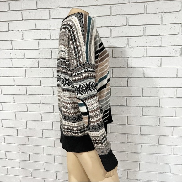 Design‎ History Women’s Striped Wool Blend Sweater - Picture 3 of 11